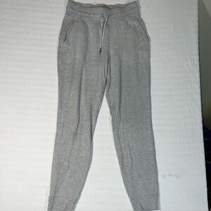 Lululemon Womens Jogger Size 4 Gray Soft Stretch Comfortable Athleisure Workout